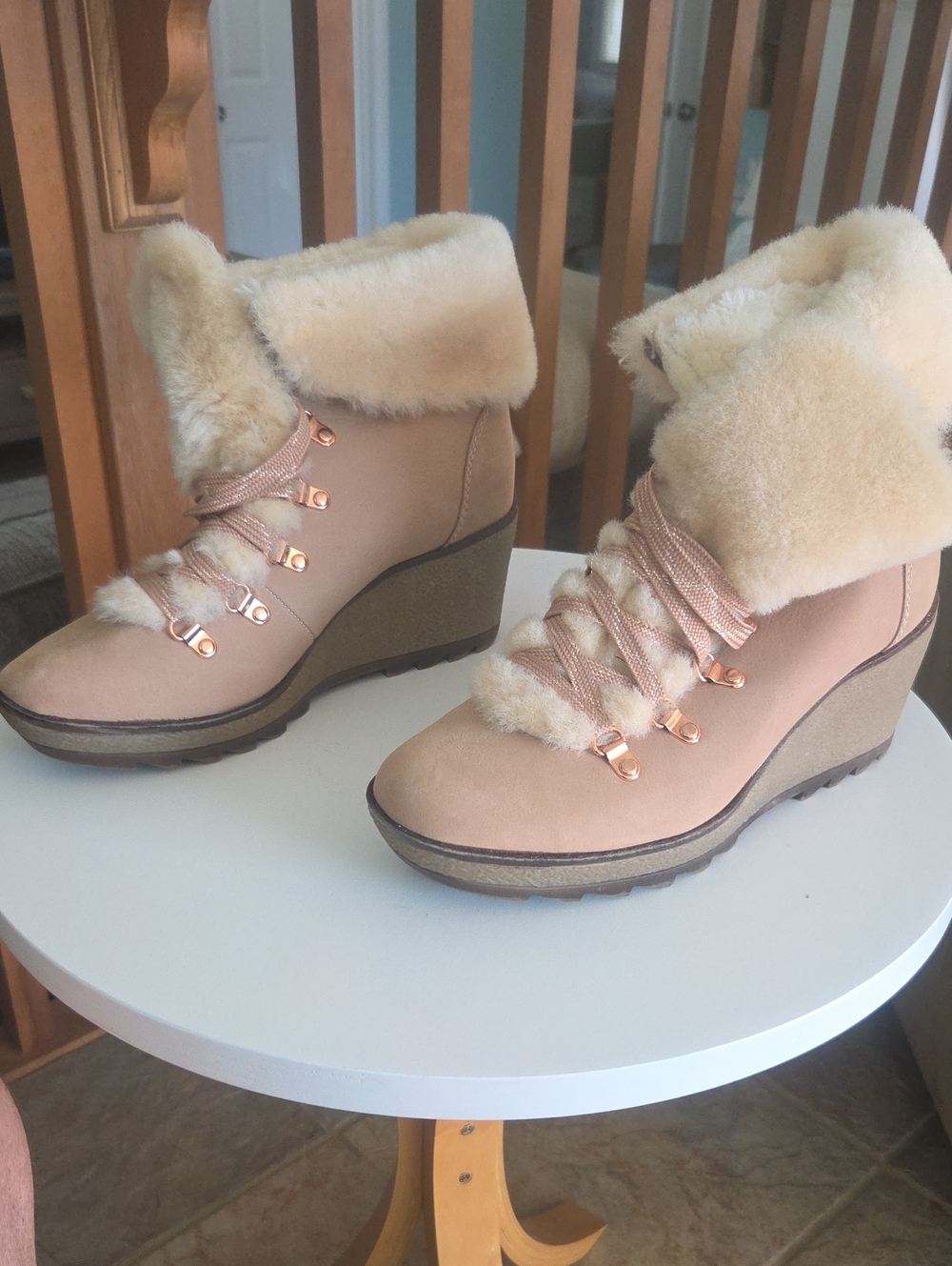 J Crew Women’s Faux Fur Wedge Ankle Boots - Cream Size 9